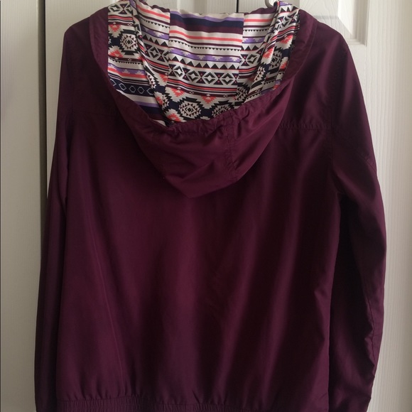 Size L jacket - Picture 3 of 4